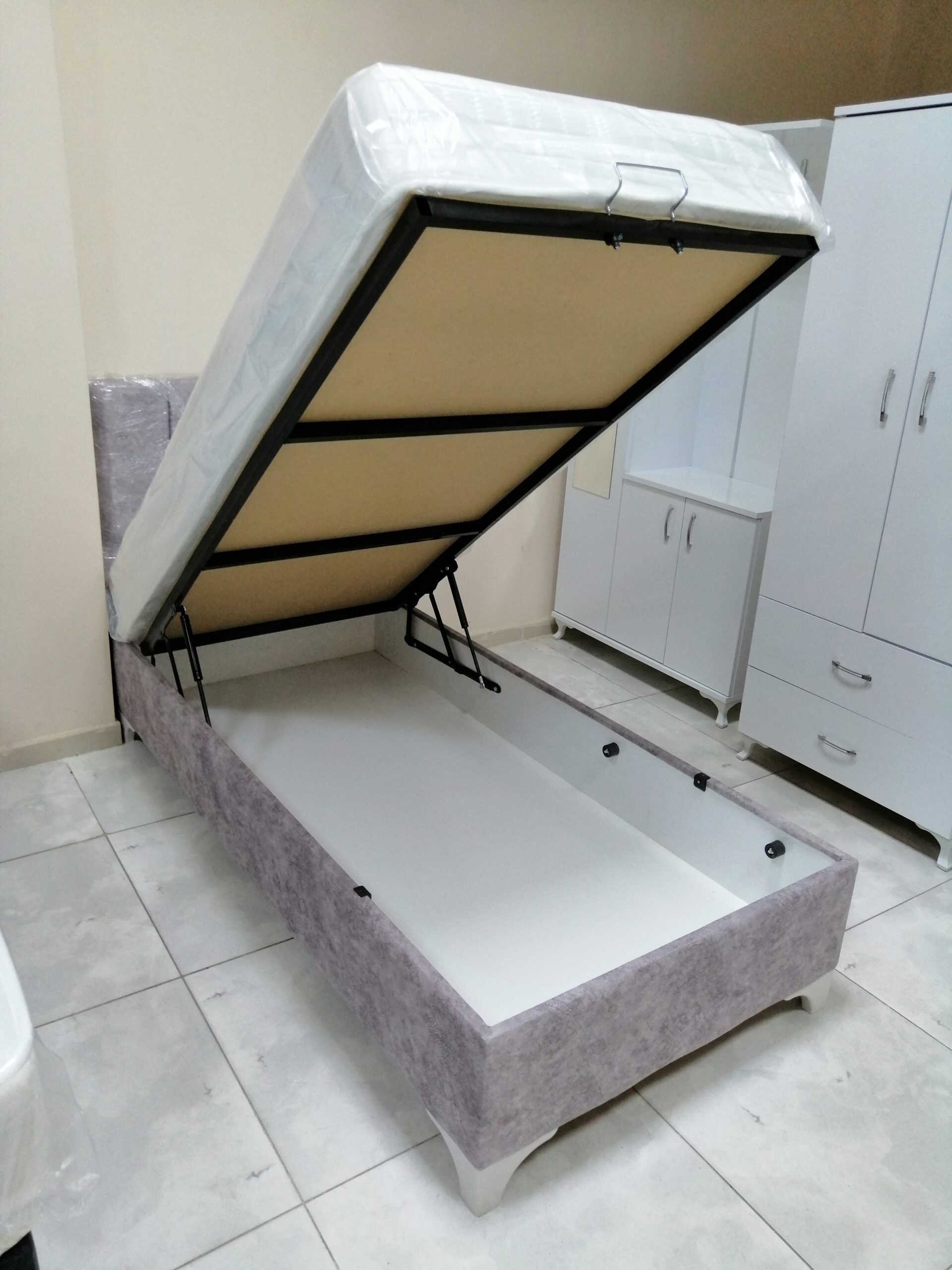 Tek Kişilik Kapitone Baza Takımı (Açık Gri)