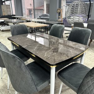 Tırnaklı Masa Takımı